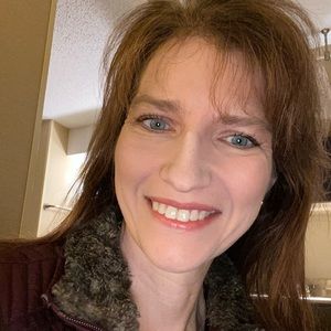 Meet your Posher, Christy